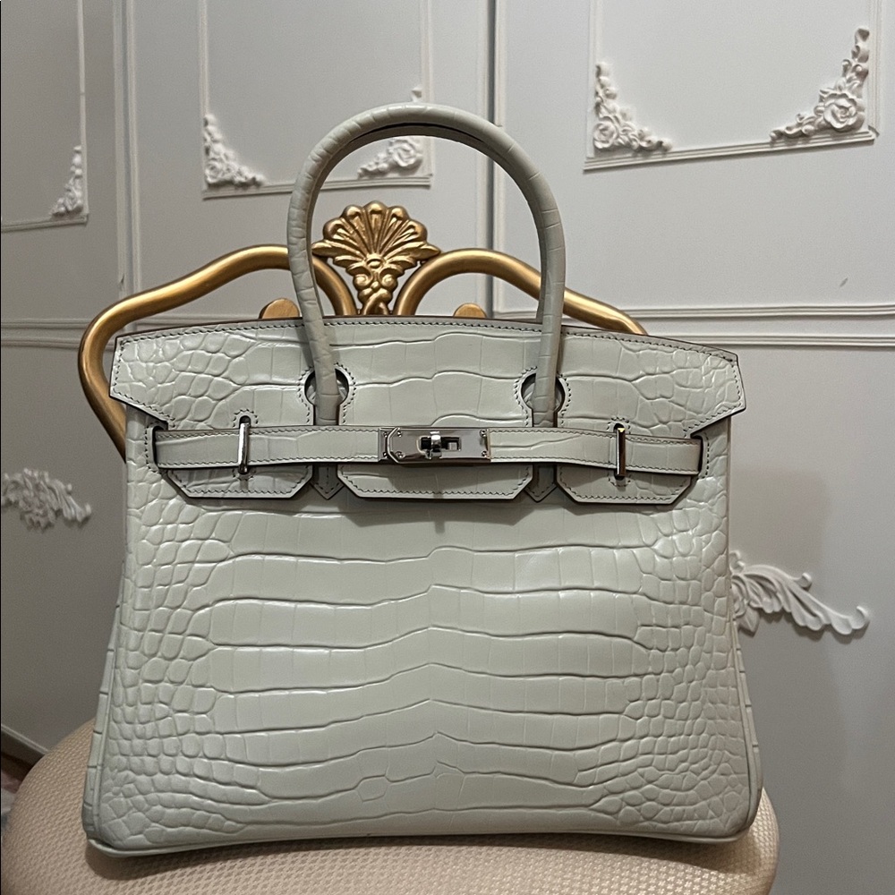 Elegant White Crocodile-Embossed birkin style 30cm